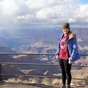 Meet your Posher, Tessa